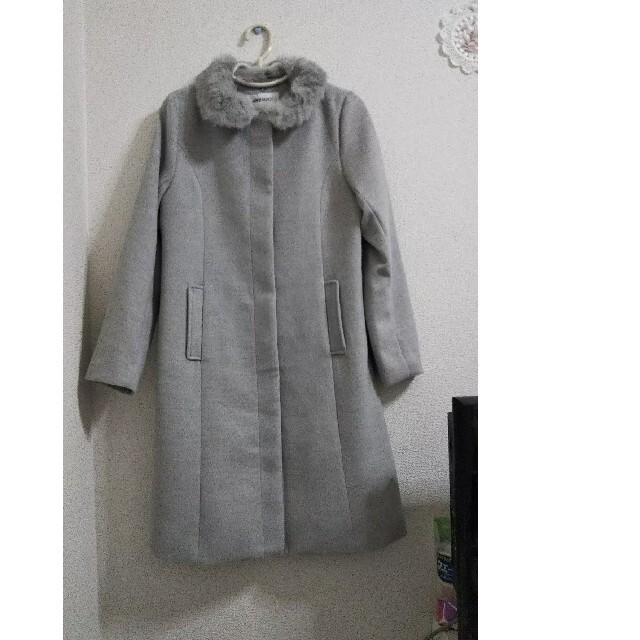 MISCH MASCH(ミッシュマッシュ)のコート レディースのジャケット/アウター(毛皮/ファーコート)の商品写真