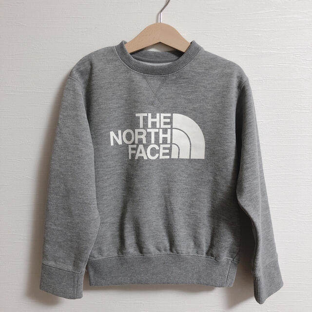 THE NORTH FACE(ザノースフェイス)の《yuu様専用》ノースフェイスキッズ🌈120cmロゴトレーナー キッズ/ベビー/マタニティのキッズ服男の子用(90cm~)(Tシャツ/カットソー)の商品写真