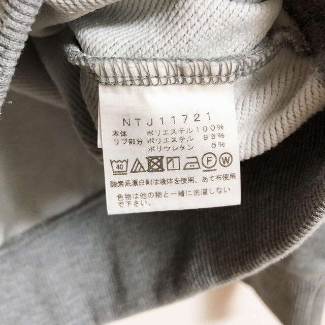 THE NORTH FACE(ザノースフェイス)の《yuu様専用》ノースフェイスキッズ🌈120cmロゴトレーナー キッズ/ベビー/マタニティのキッズ服男の子用(90cm~)(Tシャツ/カットソー)の商品写真