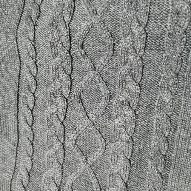 グレー　タートルネック　半袖セーター レディースのトップス(ニット/セーター)の商品写真