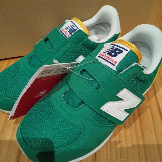 ニューバランス(New Balance)の新品★ニューバランス   キッズ   スニーカー(スニーカー)