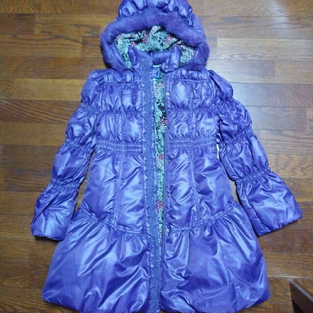 ANNA SUI mini(アナスイミニ)のANNA SUI mini 紫のダウンコート　140 キッズ/ベビー/マタニティのキッズ服女の子用(90cm~)(コート)の商品写真