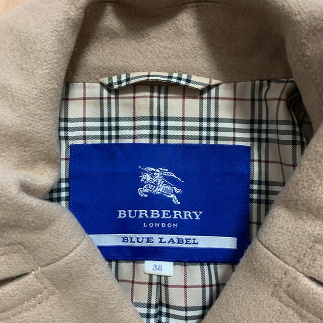 BURBERRY BLUE LABEL(バーバリーブルーレーベル)のクレストブリッジブルーレーベル レディースのジャケット/アウター(ピーコート)の商品写真