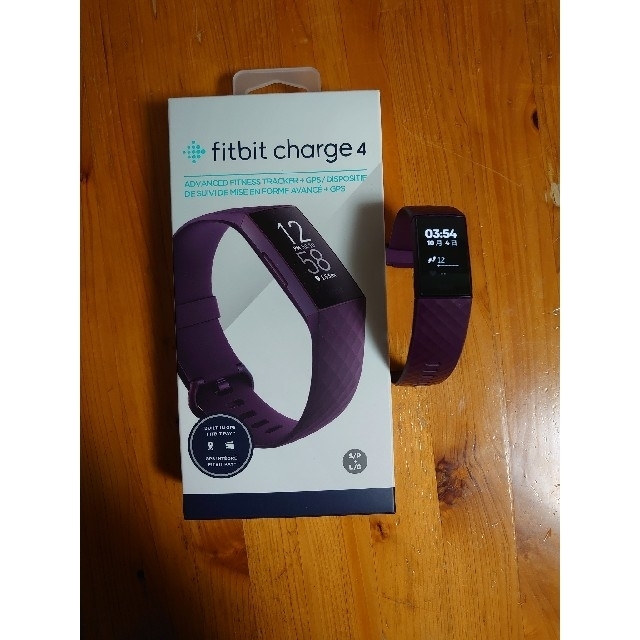 keiku様専用 fitbit charge4 充電器付き スマートウォッチ-