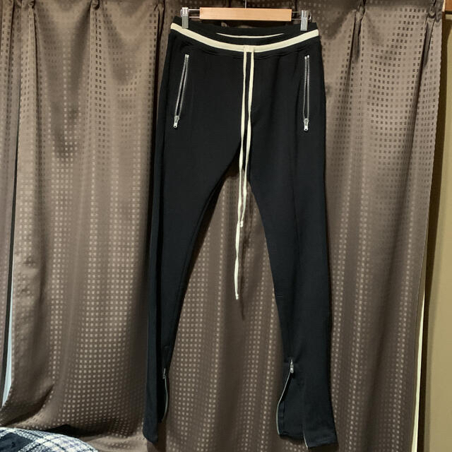 FEAR OF GOD(フィアオブゴッド)の最終値下fear of god track pants black line S メンズのパンツ(その他)の商品写真