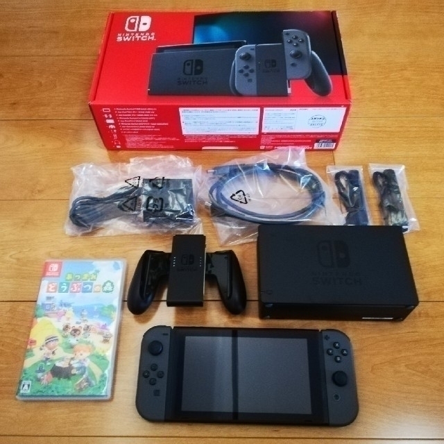 【美品】Nintendo Switch 本体 ＆ あつまれどうぶつの森