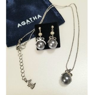 アガタ(AGATHA)のAGATHA(アガタ)　フェイクパール×シルバー　ネックレス&ピアス(ネックレス)