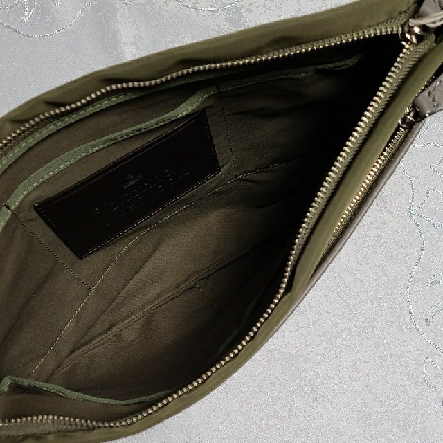 Vivienne Westwood(ヴィヴィアンウエストウッド)の新品☆vivienne westwood　クラッチバック メンズのバッグ(セカンドバッグ/クラッチバッグ)の商品写真