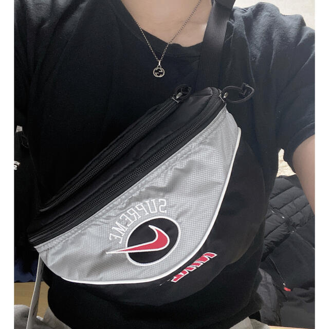 最安 supreme shoulder bag 黒 NIKE