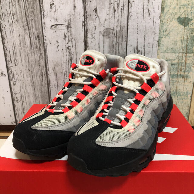 NIKE AIR MAX 95 SOLAR RED