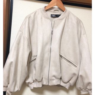 ザラ(ZARA)のZARA スエード調ボンバージャケット(ブルゾン)