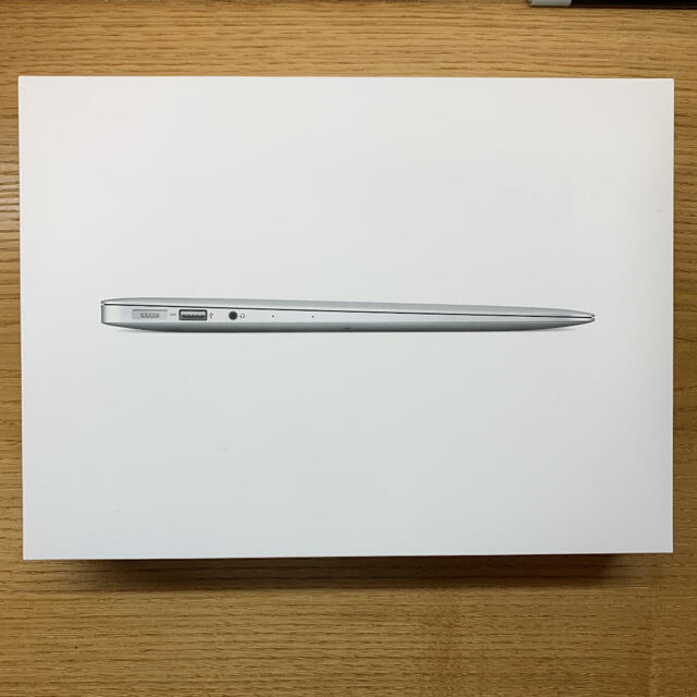 Apple(アップル)のMac book air 2017 美品 スマホ/家電/カメラのPC/タブレット(ノートPC)の商品写真