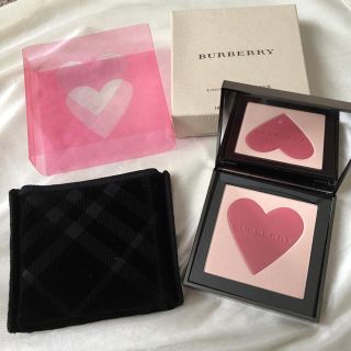 バーバリー(BURBERRY)のバーバリー 限定チーク ハイライター(チーク)