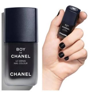 シャネル(CHANEL)の【ほぼ未使用】CHANEL/ボーイドゥ ネイルカラー 404 ブラック（マット）(マニキュア)