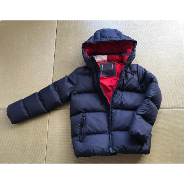 TOMMY HILFIGER(トミーヒルフィガー)のhtm1103様専用TOMMY HILFIGERダウンジャケット　新品 キッズ/ベビー/マタニティのキッズ服男の子用(90cm~)(ジャケット/上着)の商品写真