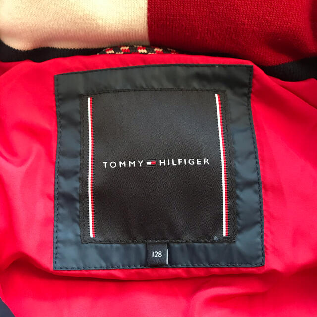 TOMMY HILFIGER(トミーヒルフィガー)のhtm1103様専用TOMMY HILFIGERダウンジャケット　新品 キッズ/ベビー/マタニティのキッズ服男の子用(90cm~)(ジャケット/上着)の商品写真