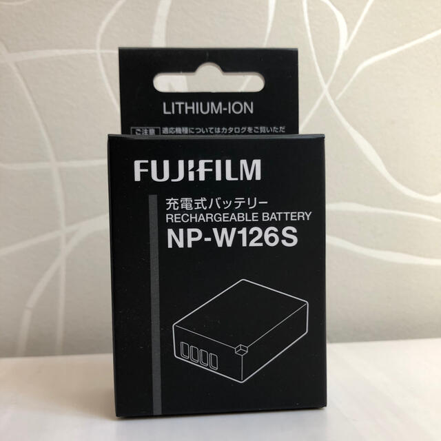 富士フイルム(フジフイルム)のFUJIFILM 富士フイルム NP-W126S 「Xシリーズ」用純正バッテリー スマホ/家電/カメラのカメラ(その他)の商品写真