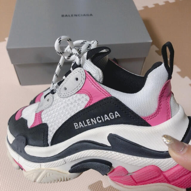 Balenciaga(バレンシアガ)のトリプルS  Balenciaga レディースの靴/シューズ(スニーカー)の商品写真