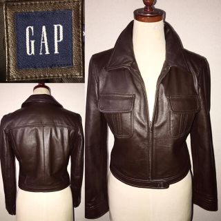 ギャップ(GAP)の新品近い美品GAP送料込ギャップ高級柔らか羊皮革ラムレザージャケット冬春アウター(ライダースジャケット)