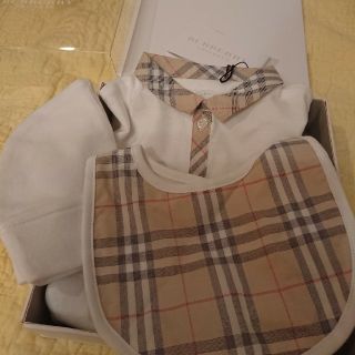 バーバリー(BURBERRY)のゆう様専用　新品未使用　バーバリー　BURBERRY　3点セット(ロンパース)