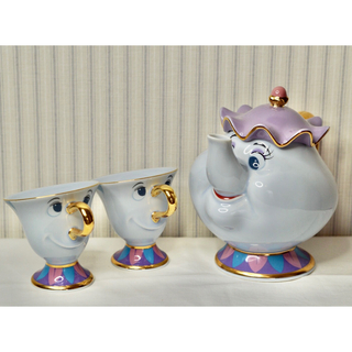 ディズニー(Disney)のDisney正規品　ポット夫人ティーセット(キャラクターグッズ)