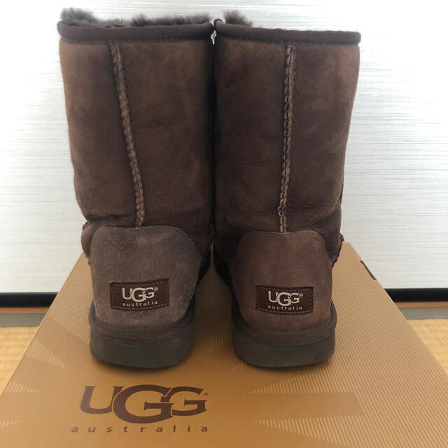 UGG(アグ)のUGG CLASSIC SHORT クラシックショート レディースの靴/シューズ(ブーツ)の商品写真