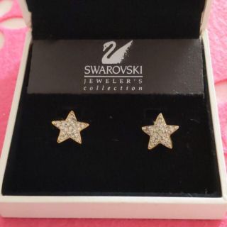 スワロフスキー(SWAROVSKI)の★SWAROVSKI スワロフスキー スターイヤリング(イヤリング)