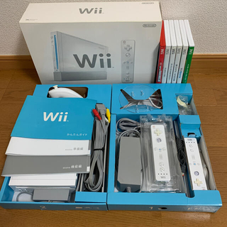 ニンテンドウ(任天堂)の Wii 本体+ソフトまとめてセット(家庭用ゲーム機本体)