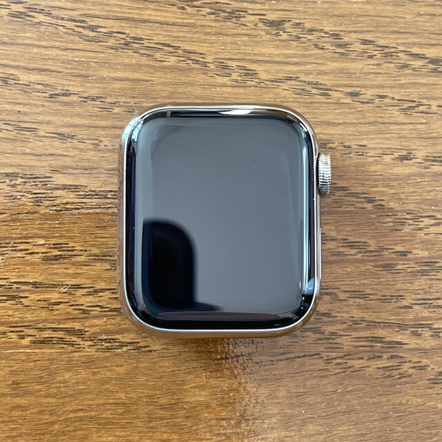 Apple Watch Series4 ステンレスシルバー セルラー 40MM メンズの時計(腕時計(デジタル))の商品写真