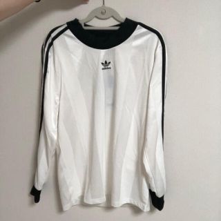 アディダス(adidas)のadidas Tシャツ　ペアでも！！(Tシャツ(長袖/七分))