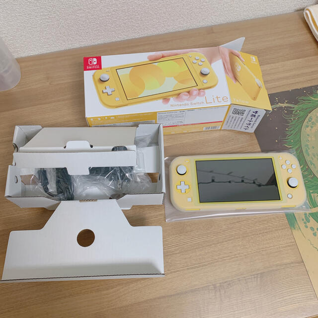 Switch lite スイッチ ライト イエロー シリコンカバー セット