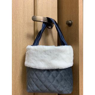 ファー付きトートバック　ハンドメイド(バッグ)