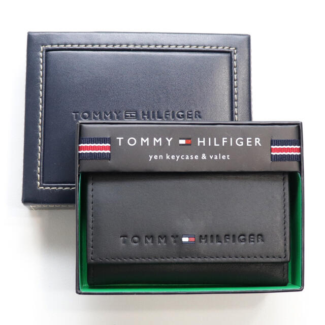 TOMMY HILFIGER(トミーヒルフィガー)の新品 トミーヒルフィガー ロゴエンボス スマートキー 6連キーケース ブラック メンズのファッション小物(キーケース)の商品写真