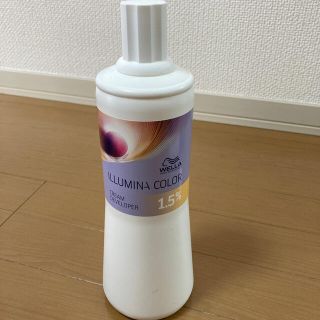 ウエラ(WELLA)のイルミナカラー　クリームディベロッパー1.5%    80g(カラーリング剤)