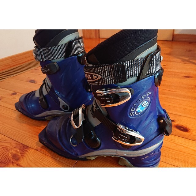 SCARPA。テレマーク用ブーツ SCARPA。テレマーク用ブーツ