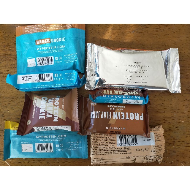 MYPROTEIN(マイプロテイン)のy.kity.様専用 プロテインサンドウィッチクッキー5個＆ブレイクバー１個 食品/飲料/酒の健康食品(プロテイン)の商品写真