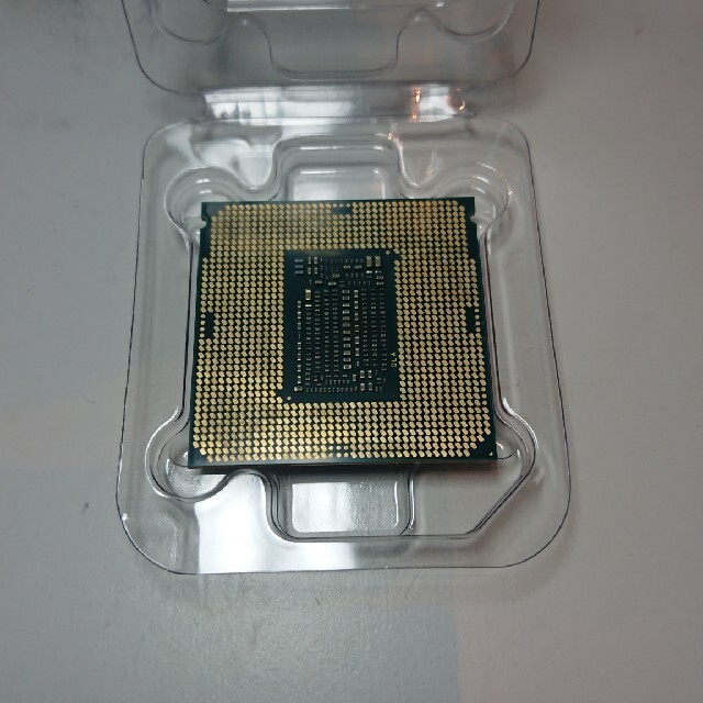 intel Core i7 9700k 傷・汚れ・変色等有品2個セット①