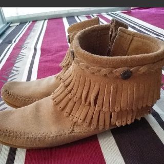 ミネトンカ(Minnetonka)のMINNETONKAダブルフリンジ(ブーツ)