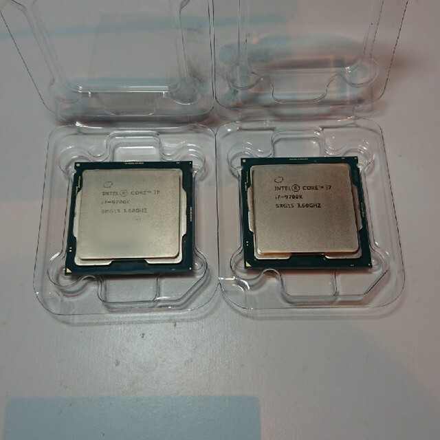 PC/タブレットintel Core i7 9700k 傷・汚れ・変色等有品2個セット①