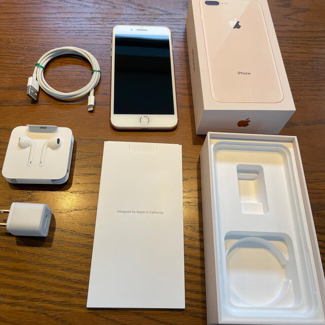 iPhone 8 Plus Gold 64 GB SIMフリー