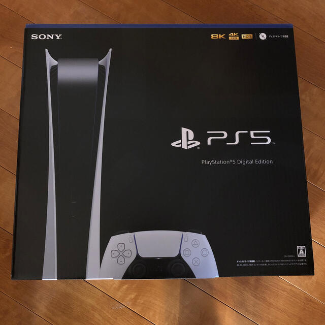 SONY(ソニー)のSONY PlayStation5 CFI-1000B01  新品未使用 エンタメ/ホビーのゲームソフト/ゲーム機本体(家庭用ゲーム機本体)の商品写真