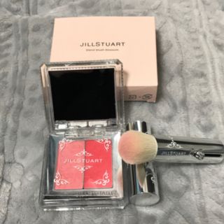 ジルスチュアート(JILLSTUART)のJILLSTUART ブレンドブラッシュブロッサム02 チークカラー(ブラシ・チップ)