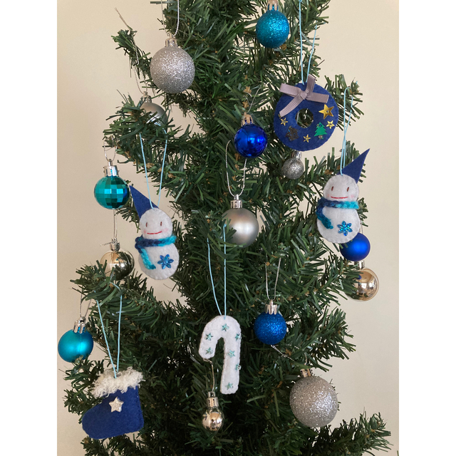 クリスマスオーナメント 5個 フェルト手作り ブルー系の通販 By E T S Shop ラクマ クリスマスオーナメント 5個 フェルト手作り ブルー系の通販 By E T S Shop ラクマ