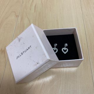 ジルスチュアート(JILLSTUART)のピアス(ピアス)