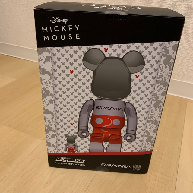 MEDICOM TOY(メディコムトイ)のbe@rbrick FUTURE MICKEY 2nd 100％ & 400％ エンタメ/ホビーのフィギュア(その他)の商品写真