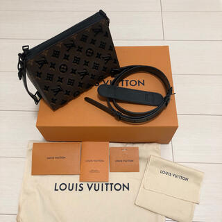 ルイヴィトン(LOUIS VUITTON)のLouis Vuitton トリアングル メッセンジャー(メッセンジャーバッグ)