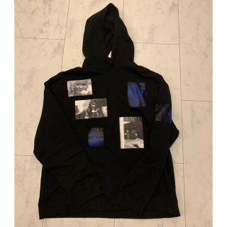 ラフシモンズ(RAF SIMONS)のラフシモンズ　2019 サイズはＬ(パーカー)