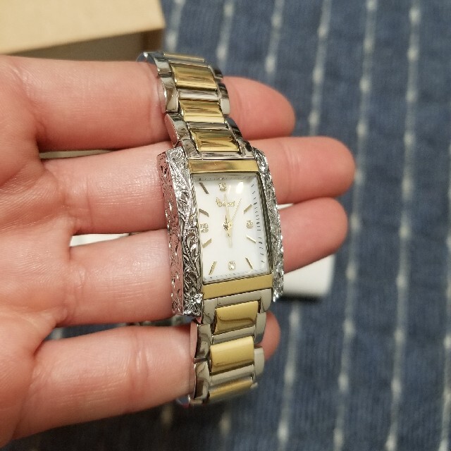 ホワイト系最新コレックション Maxi × Vicente コラボ腕時計 ゴールド 腕時計(アナログ) 時計 ホワイト系￥23,265-eur-artec.fr