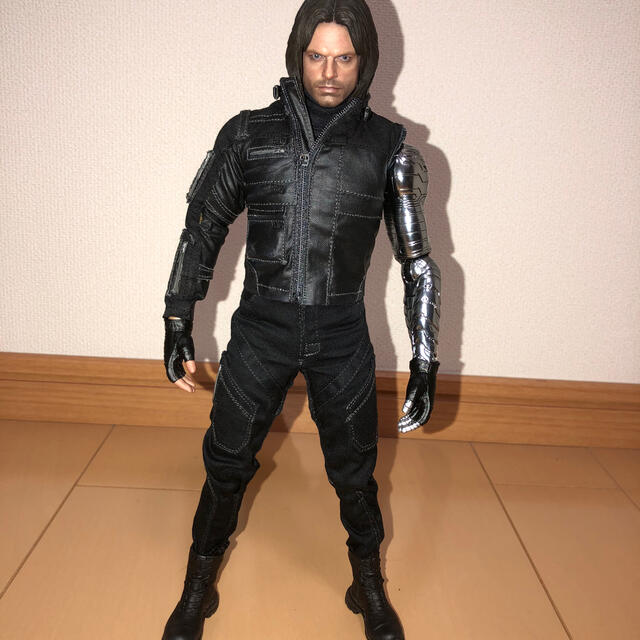 MARVEL(マーベル)のホットトイズ　ウィンター・ソルジャー　美品 エンタメ/ホビーのフィギュア(アメコミ)の商品写真