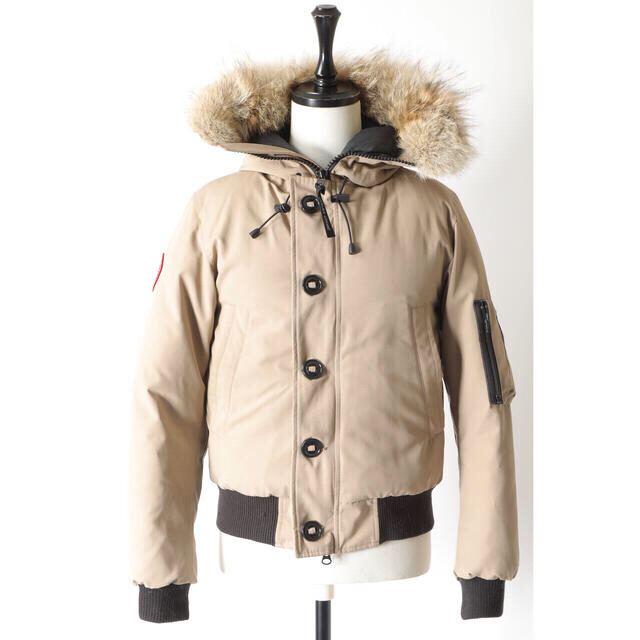 CANADA GOOSE(カナダグース)の【もっこ様専用】カナダグース　ラブラドール　サイズS メンズのジャケット/アウター(ダウンジャケット)の商品写真